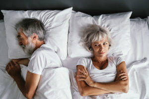 Older couple getting a gray divorce